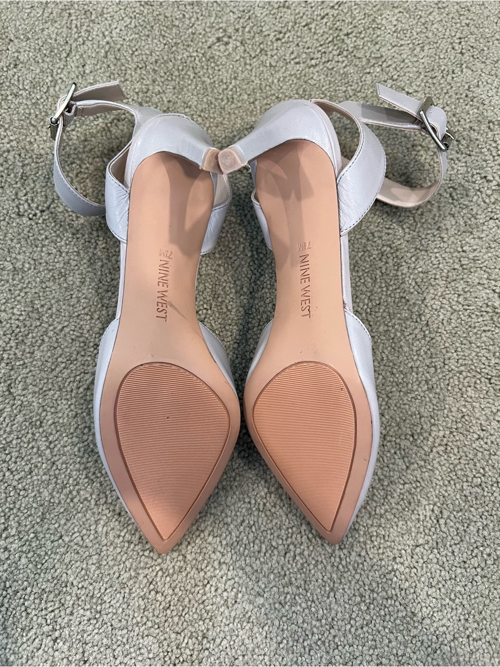 Nine West Gray Leather Ankle Strap D’Orsay Pointed Toe Heels Size 7.5M - Picture 3 of 3